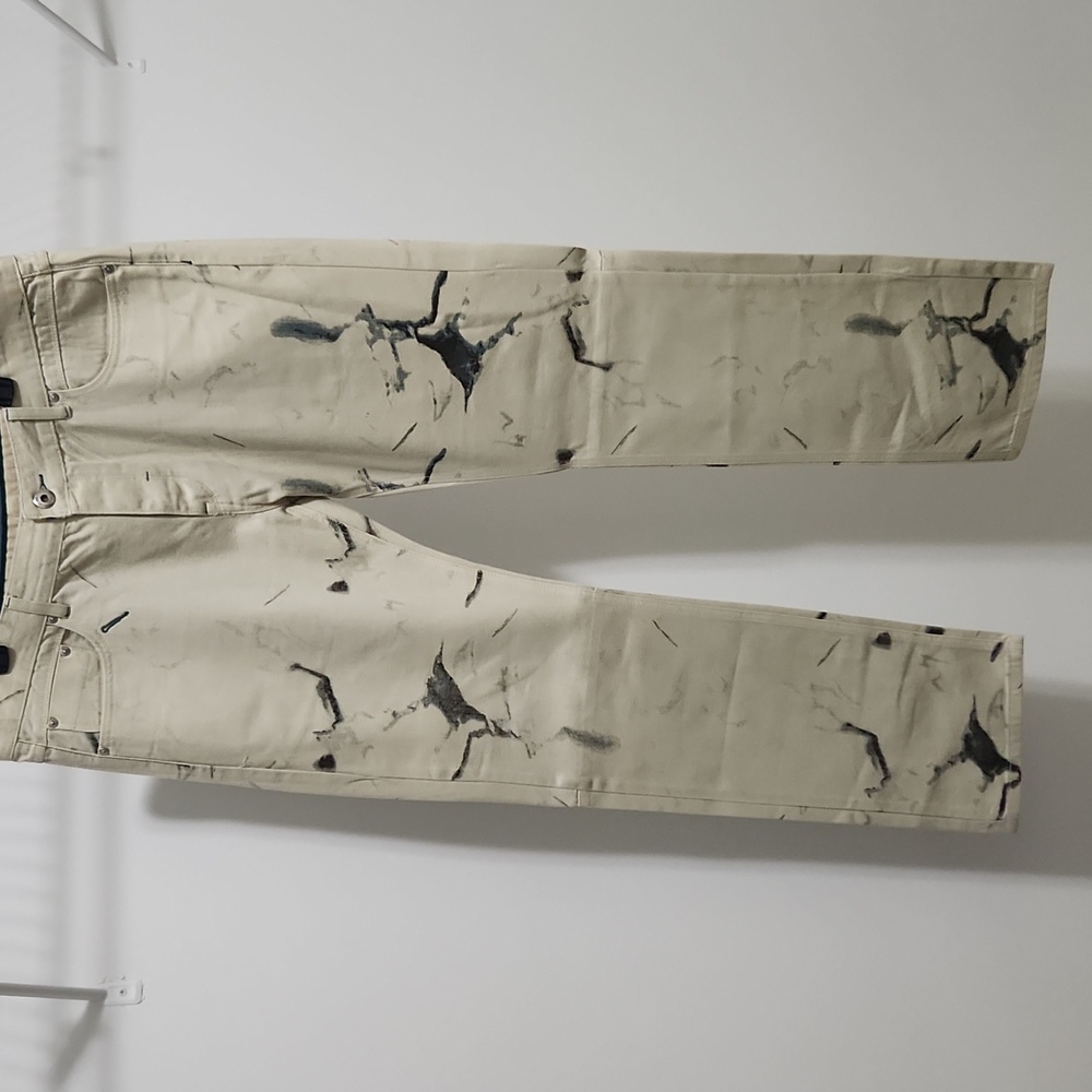 jeans